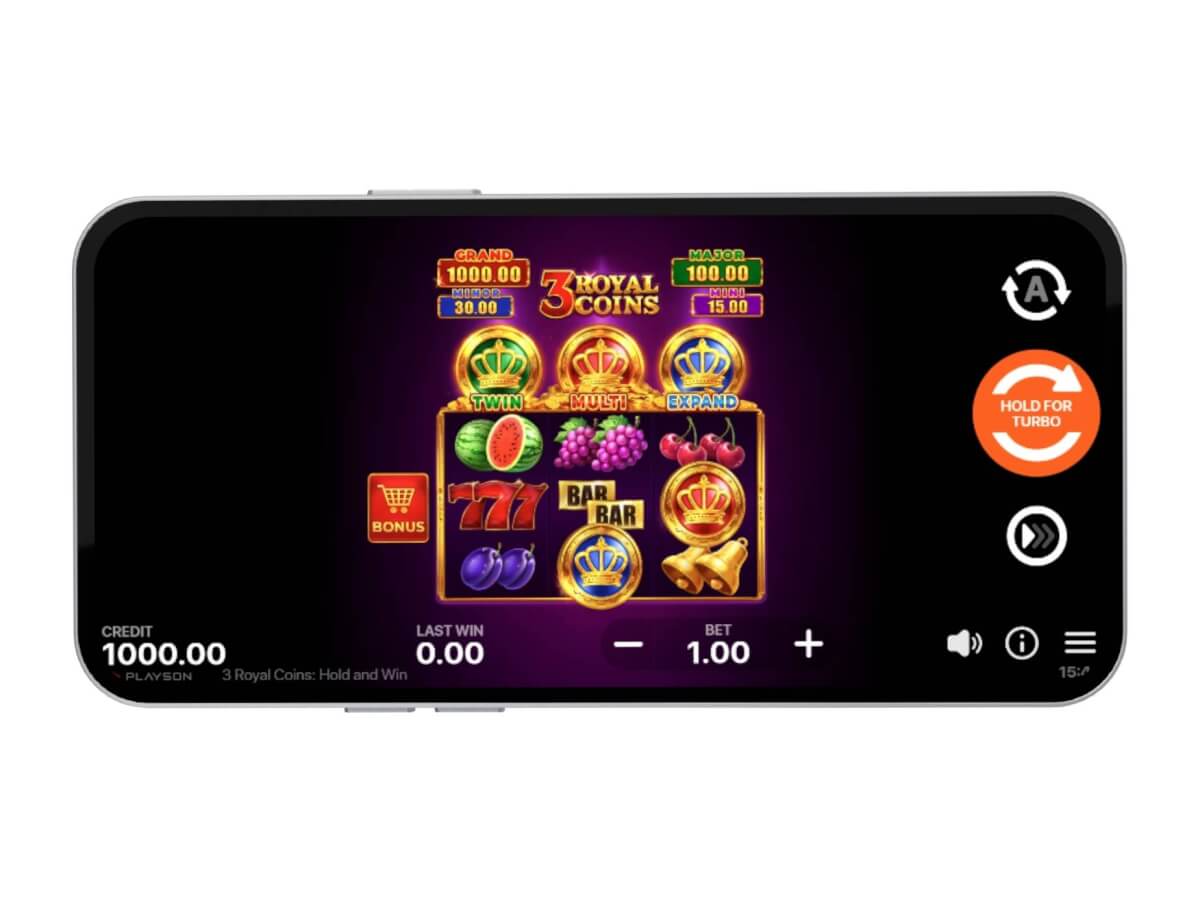 3 Royal Coins: Hold and Win slot gameplay screenshot