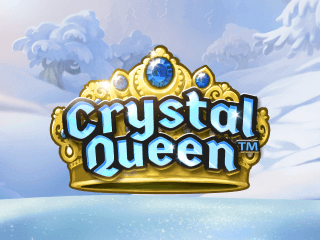 Blauer Crystal Queen Schriftzug mit einer goldenen Krone und vor einer eisigen Winterlandschaft.